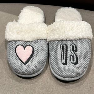 Victoria secret house slippers never been worn